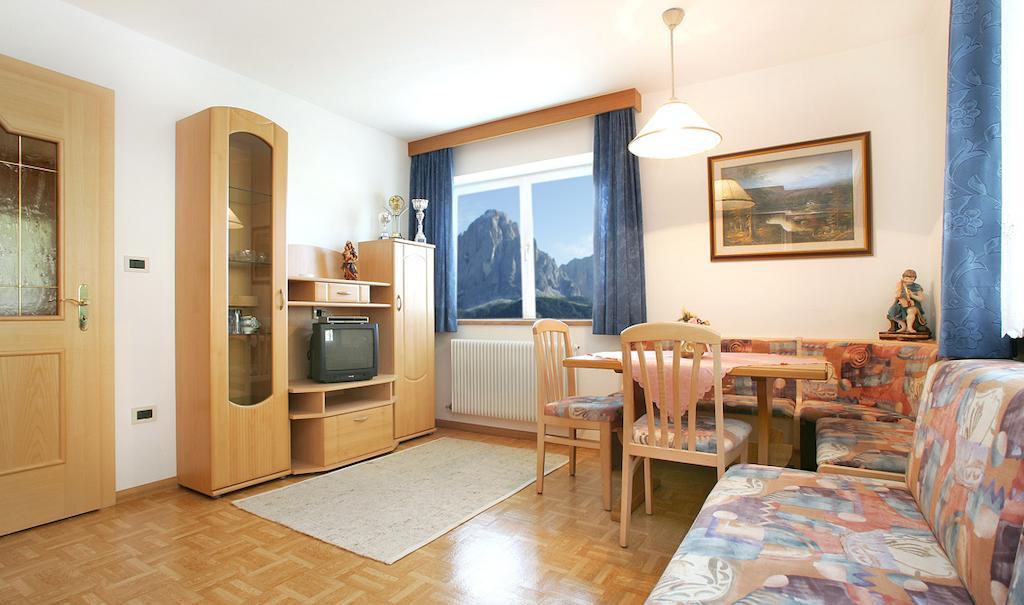Apartments La Baita Santa Cristina Val Gardena Номер фото